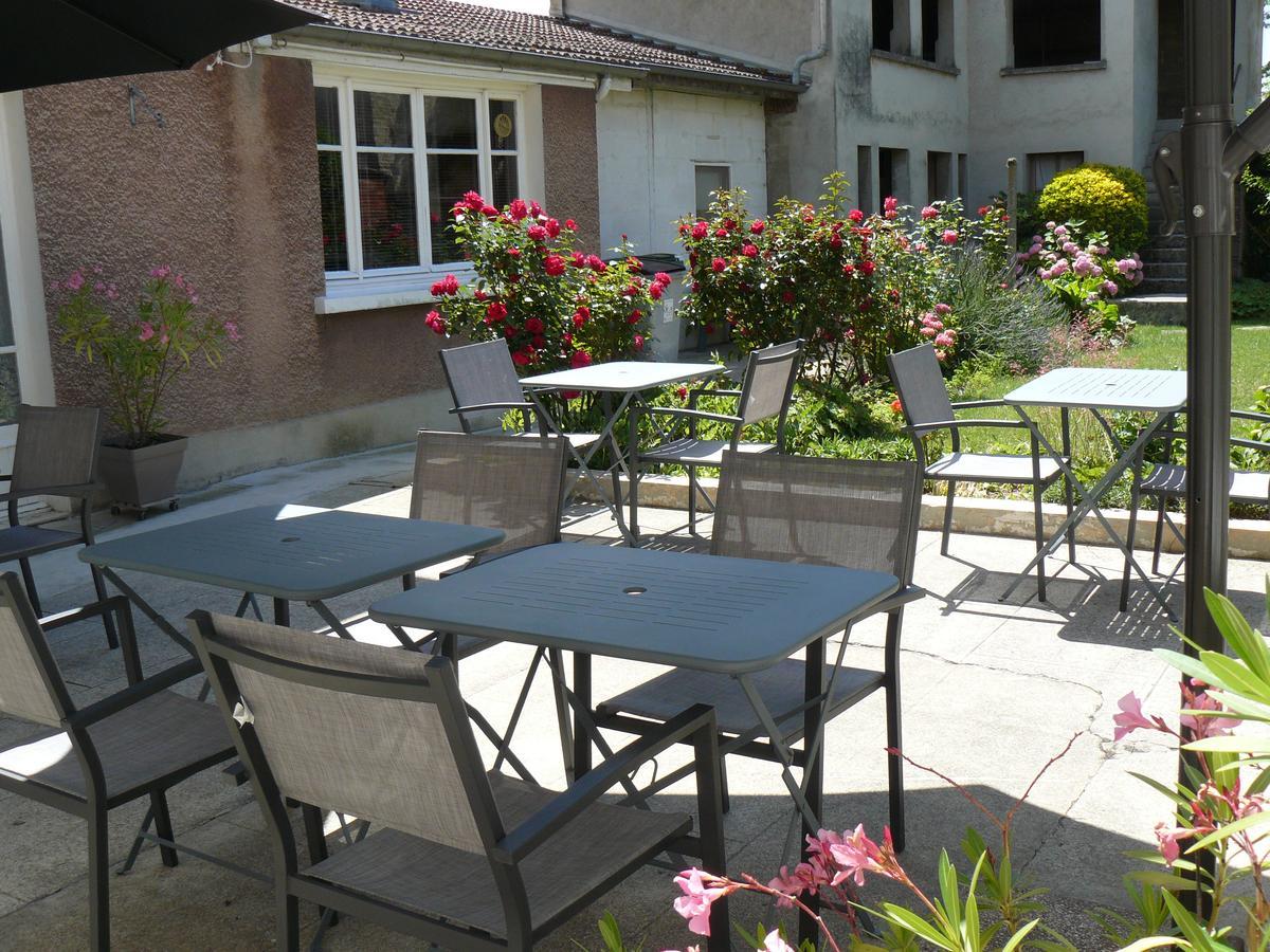 Hotel De La Cite Chalons en Champagne Bagian luar foto
