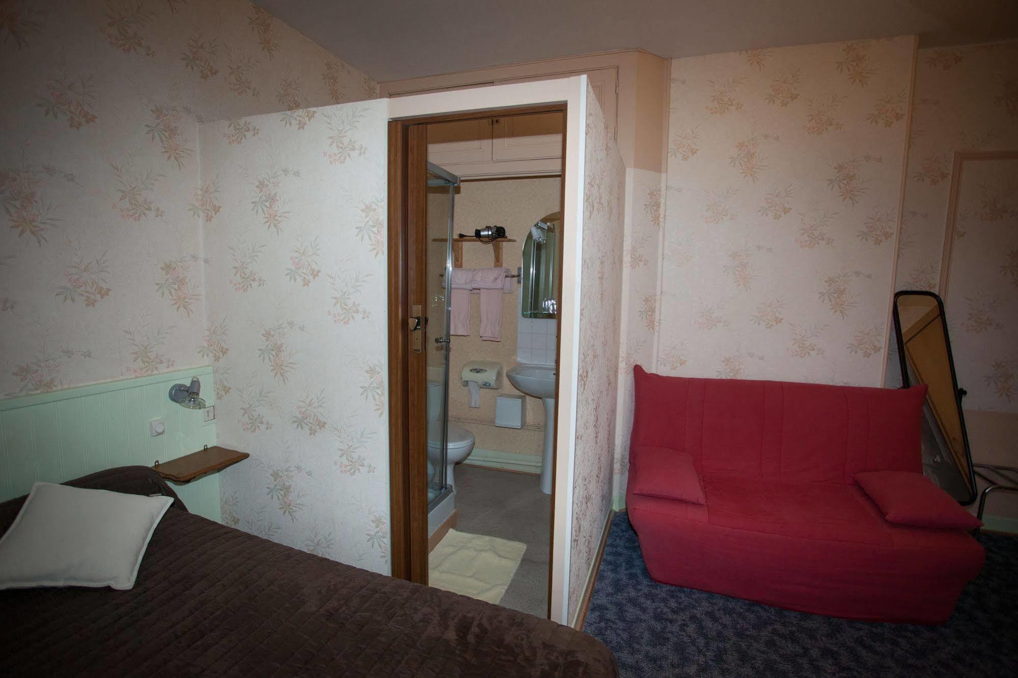 Hotel De La Cite Chalons en Champagne Bagian luar foto