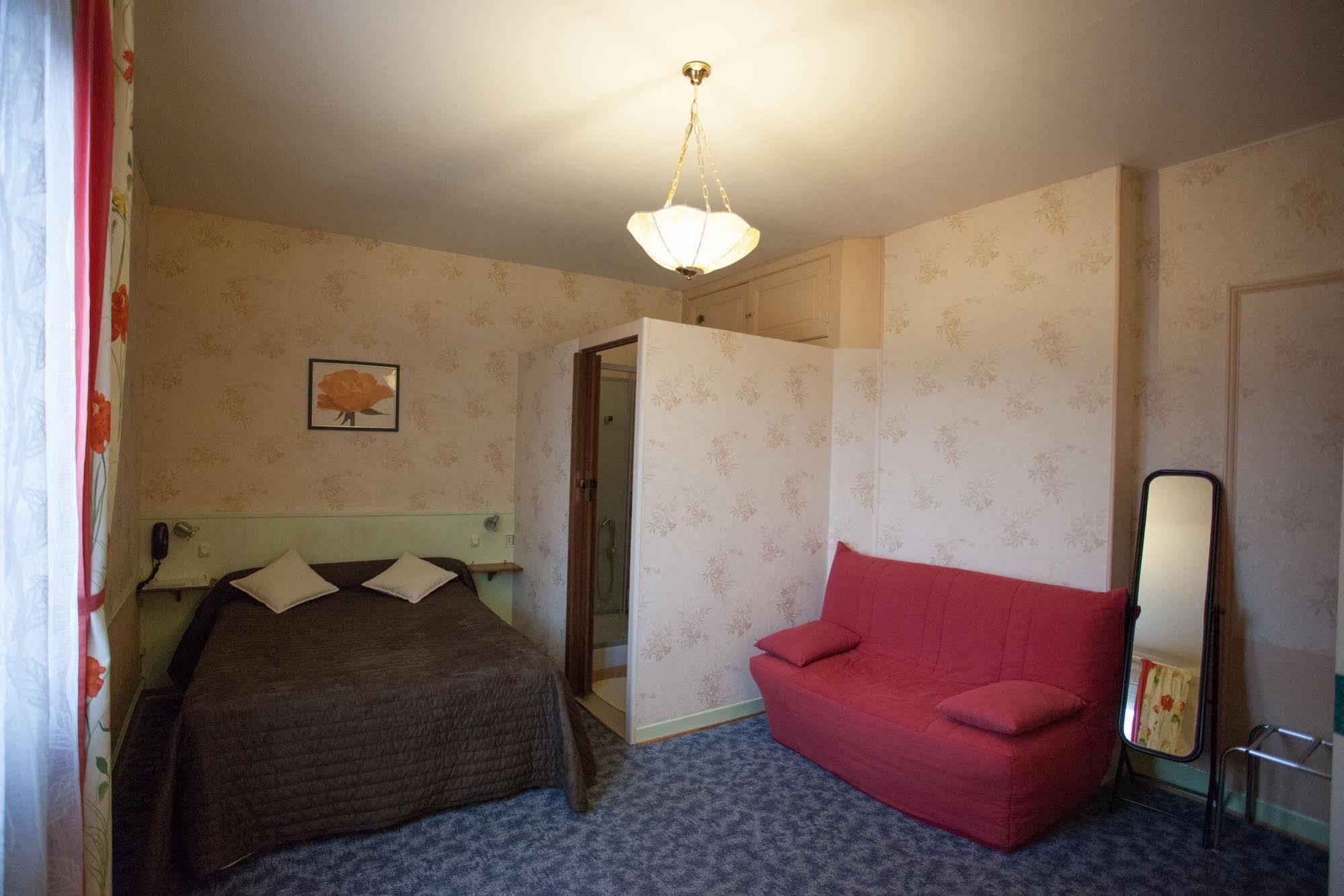 Hotel De La Cite Chalons en Champagne Bagian luar foto
